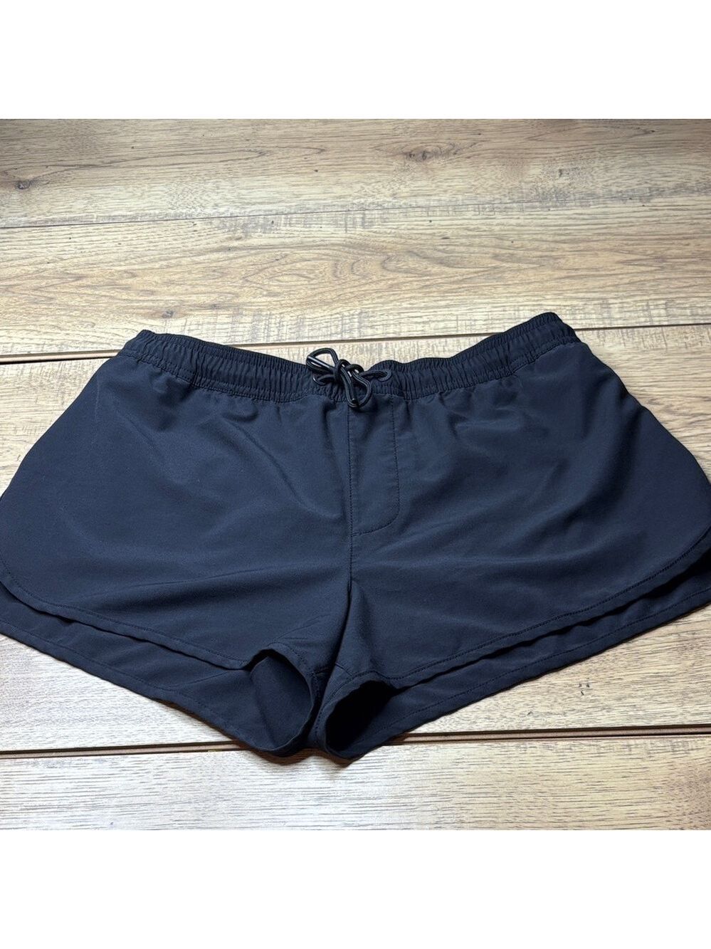 Roark Women's Overseas Athletic Black Shorts Size Medium